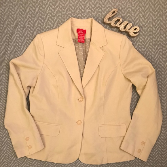Oscar de la Renta Jackets & Blazers - Oscar de la Renta Cream Blazer